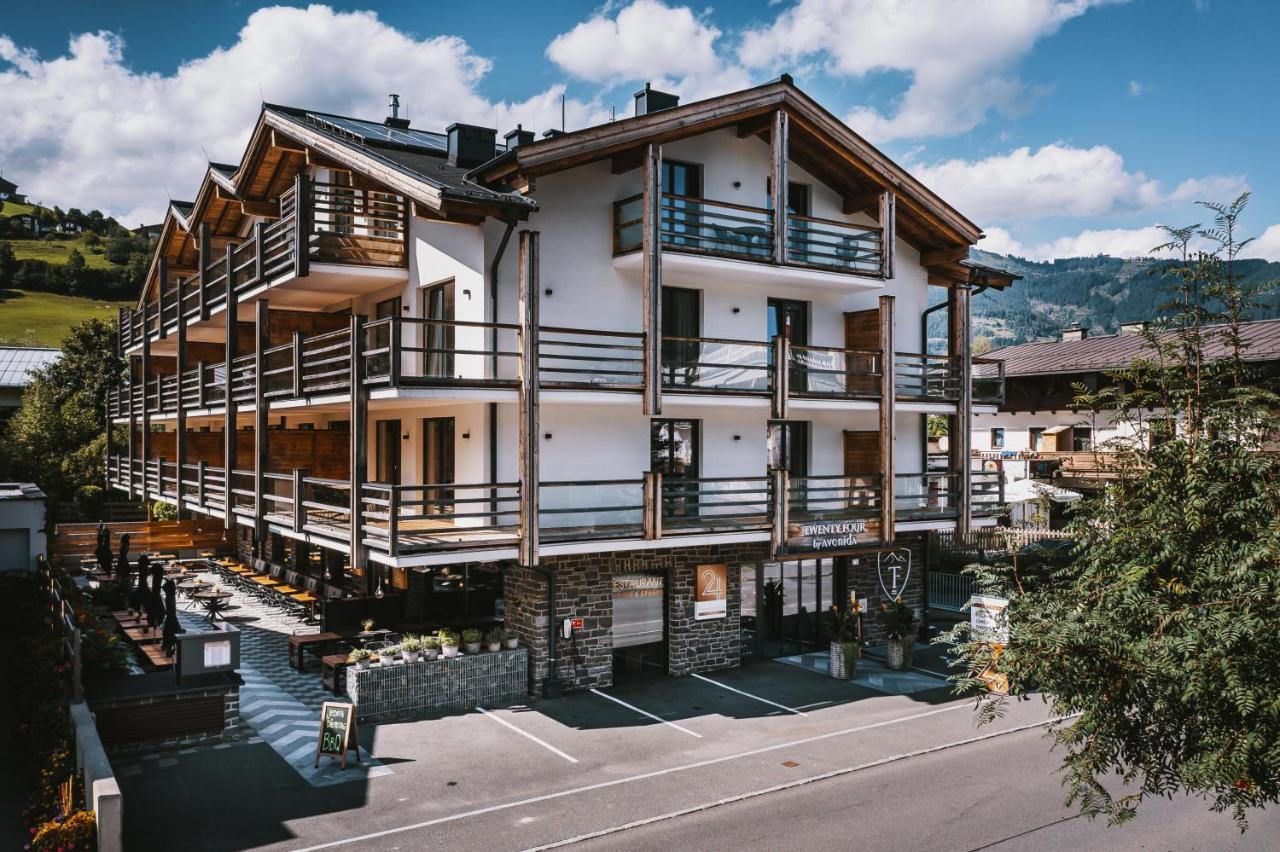 24 By Avenida - Mountain Hotel Kaprun Esterno foto